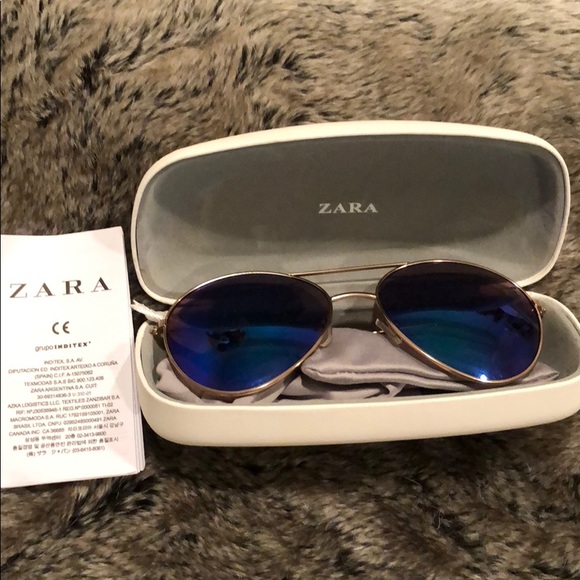 Zara Accessories - Zara Aviator Sunglasses